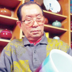 聖域の深淵を開いた初代真右衛門。そのまなざしに宿る存在の重みと精神の静寂。